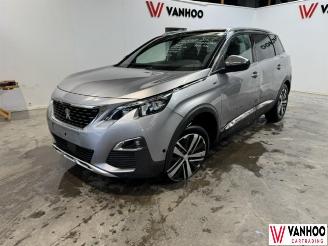 uszkodzony samochody osobowe Peugeot 5008  2019/2