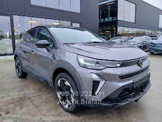 damaged passenger cars Renault Captur TECHNO 2025/4