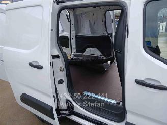 Peugeot Partner PREMIUM picture 12