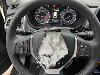 Suzuki SX4 S-CROSS picture 11