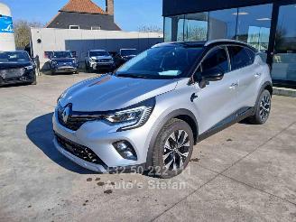 Renault Captur  picture 2