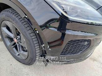 Jaguar E-Pace R-DYNAMIC SE picture 11