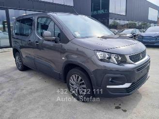 Avarii autoturisme Peugeot Rifter  2021/4