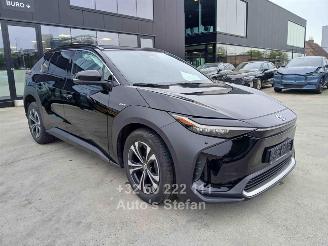 Schadeauto Toyota bZ4X  2025/9
