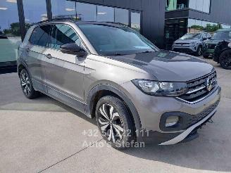 Schadeauto Volkswagen T-Cross LIFE 2021/7