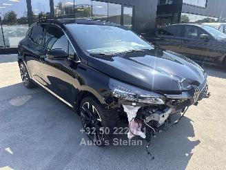 skadebil auto Renault Clio V 2026/1