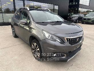 Voiture accidenté Peugeot 2008 ALLURE 2019/1