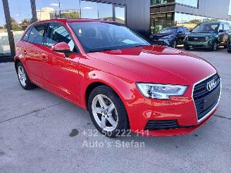 krockskadad bil auto Audi A3 SPORTBACK 30 TFSI 2019/7