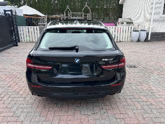Schadeauto BMW 5-serie 520.D PANORAMADACH AUTOMATIC 2023/4
