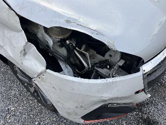 Peugeot 208 ROLAND - GARROS AUTOMATIC picture 11