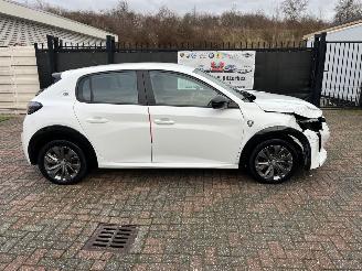 Peugeot 208 ELEKTRO - NAVIGATION - KLIMATRONIK picture 14