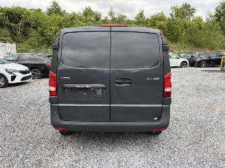 krockskadad bil auto Mercedes Vito 114,CDI KLIMA/NAVI/CAMERA 2021/3