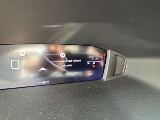 Peugeot 208  picture 10