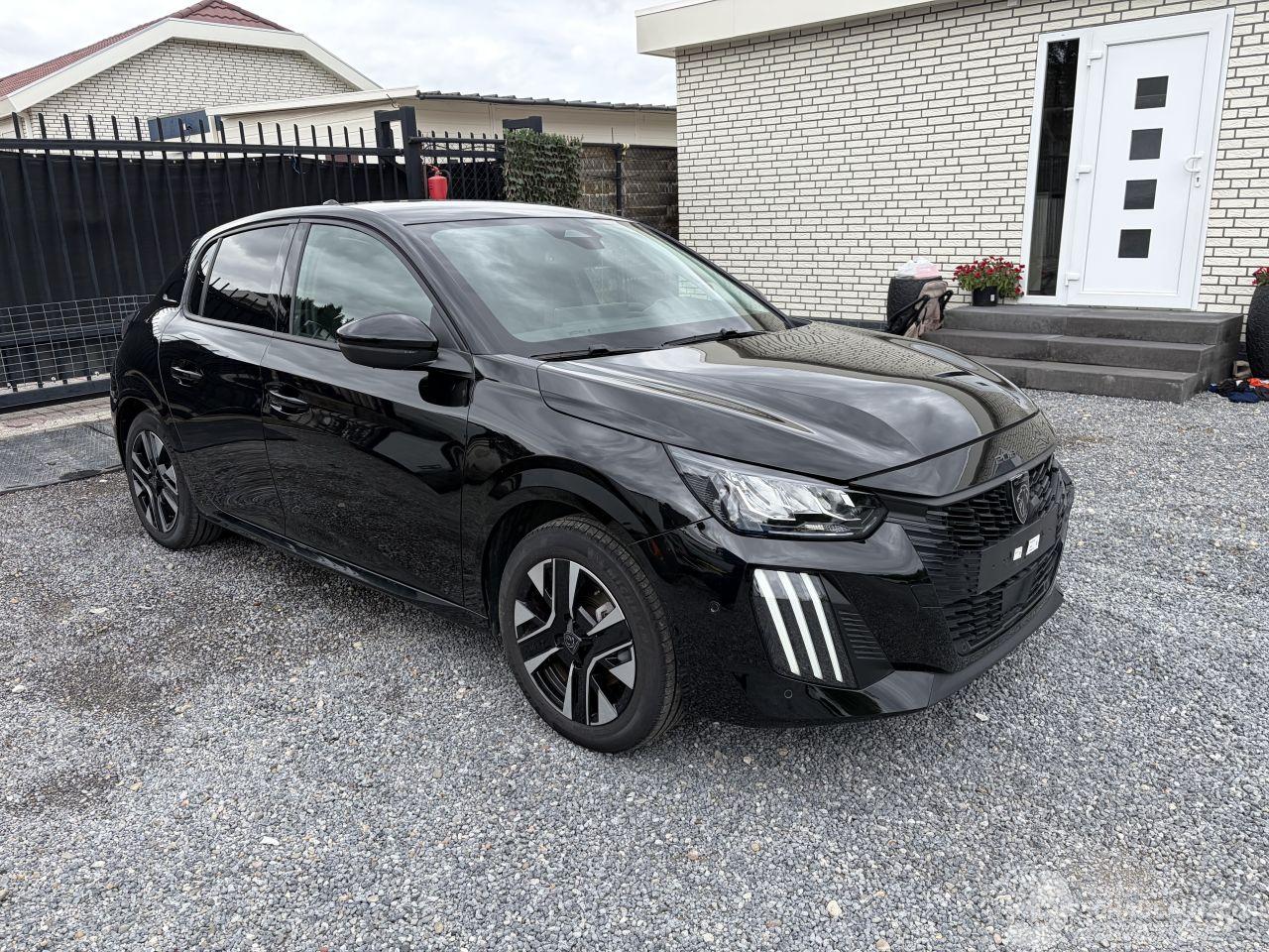 Peugeot 208 BENZINE - ALLURE,