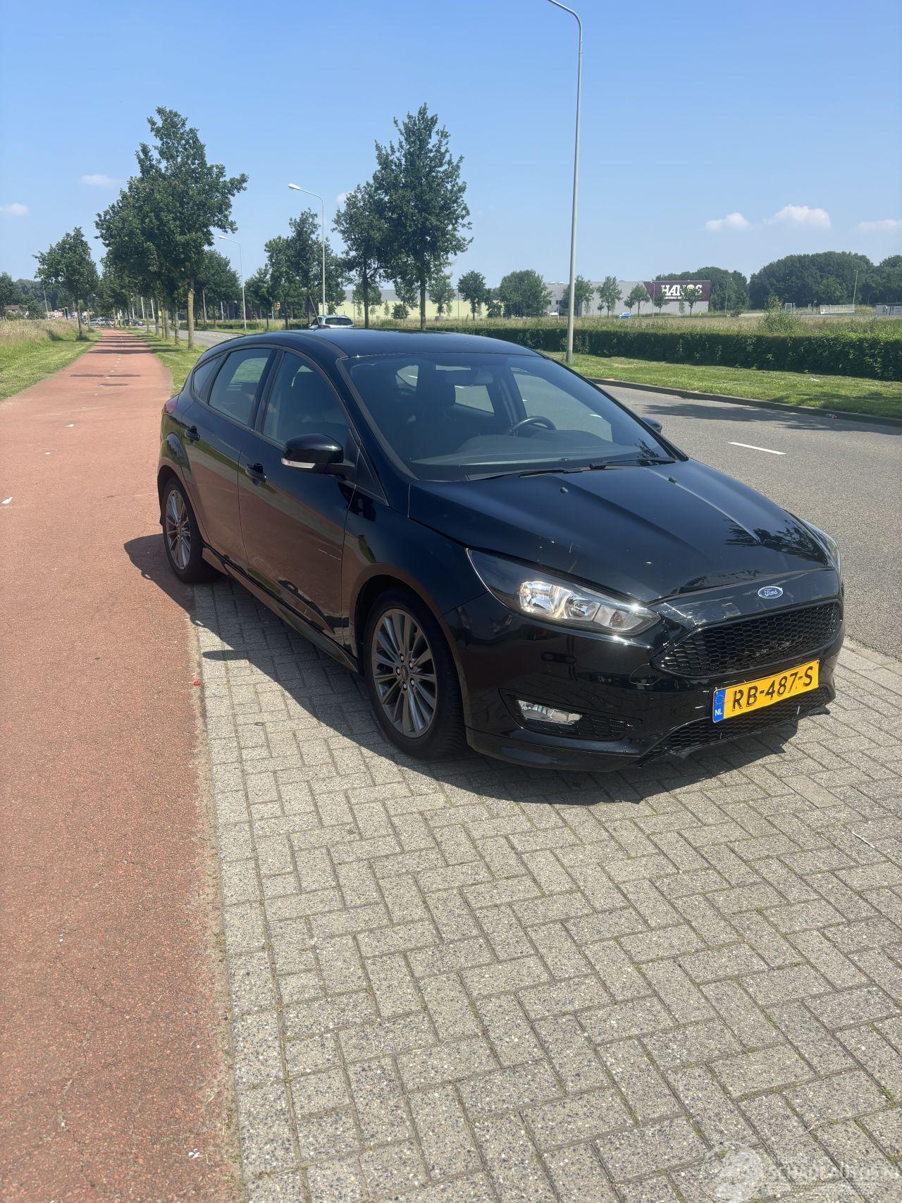 Ford Focus ST-LINE