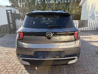 damaged passenger cars Citroën C3 Aircross BENZINE -- AUTOMATIC 2025/10