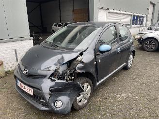Auto incidentate Toyota Aygo 1.0 airco 2014/8