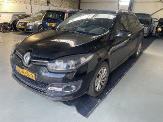 Damaged car Renault Mégane 1.5 Dci Limited 110PK!!! 2016/4