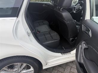 Mercedes B-klasse 180 Ambition picture 11