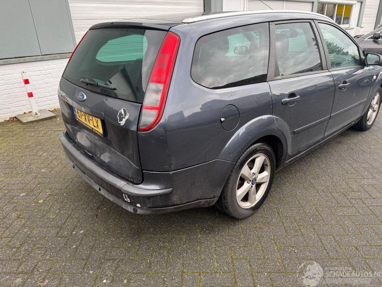 Ford Focus 1.6-16V Futura