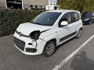 krockskadad bil auto Fiat Panda 0.9 TwinAir Lounge 2016/10