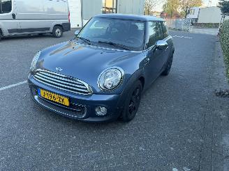 krockskadad bil auto Mini  1.6 2011/1