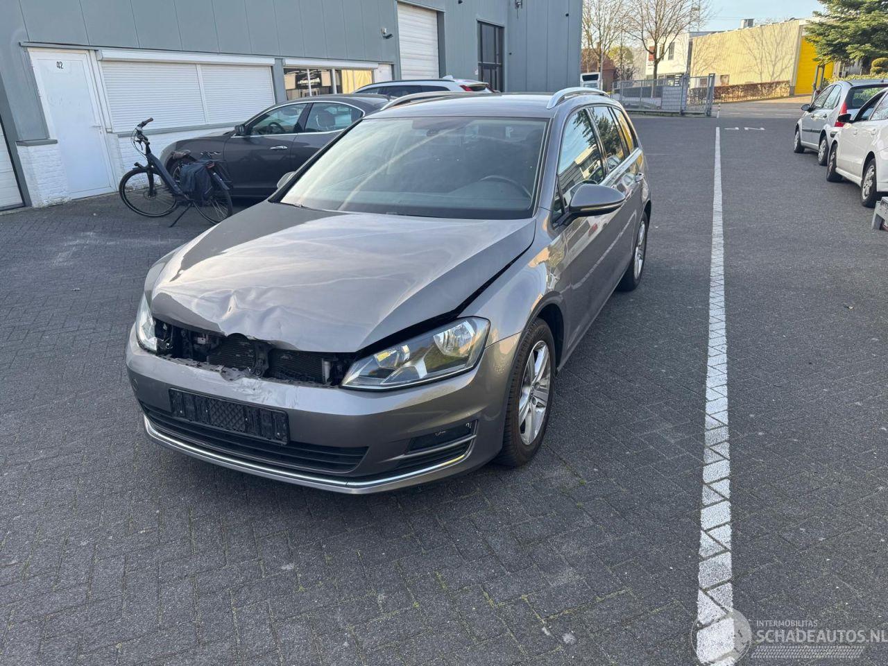 Volkswagen Golf 1.6 TDI Highline