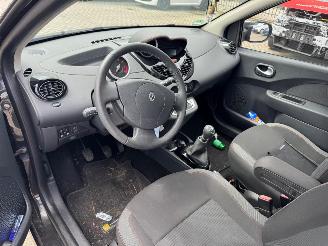 Renault Twingo 1.2 16V Dynamique picture 6