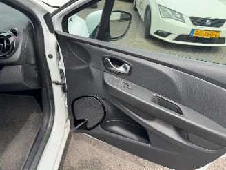 Renault Clio 1.5 dCi Ecoleader Zen picture 16