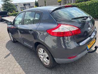 Renault Mégane 1.5 dCi Expression StartStop picture 4