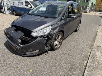 Voiture accidenté Ford Galaxy 1.5 Titanium 7p 2017/10