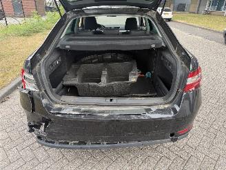 Skoda Superb 1.6TDI Ambition Business picture 12