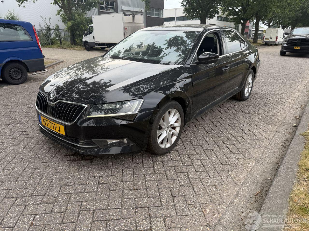 Skoda Superb 1.6TDI Ambition Business