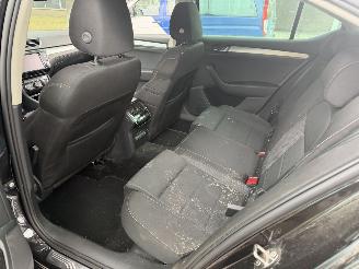 Skoda Superb 1.6TDI Ambition Business picture 11