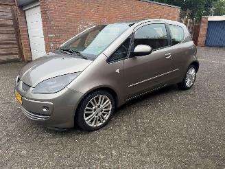 krockskadad bil auto Mitsubishi Colt 1.3 Incharge + 2008/10