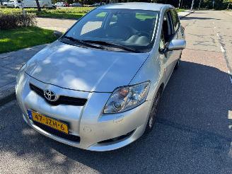 Coche accidentado Toyota Auris 2.2 D-4D Executive 2009/10