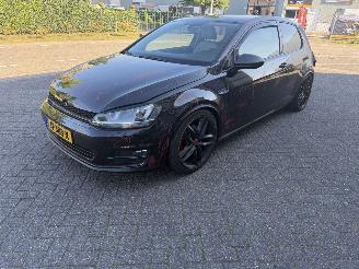krockskadad bil auto Volkswagen Golf 1.4 TSI ACT DSG Highline 2014/4