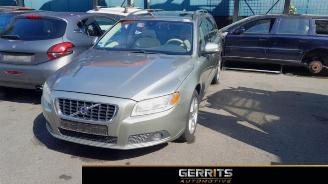Salvage car Volvo V-70 V70 (BW), Combi, 2007 / 2016 2.4 D 20V 2008/4