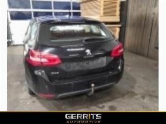 Uttjänta bilar auto Peugeot 308 308 SW (L4/L9/LC/LJ/LR), Combi 5-drs, 2014 / 2021 1.2 12V e-THP PureTech 130 2014/8