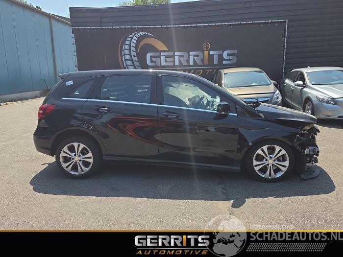 Mercedes B-klasse B (W246/W242), Hatchback, 2011 / 2018 1.6 B-180 BlueEFFICIENCY Turbo 16V