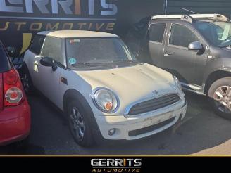 Salvage car Mini One Mini (R56), Hatchback, 2006 / 2013 1.4 16V One 2009/7