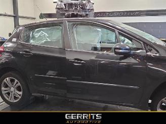 Démontage voiture Peugeot 208 208 I (CA/CC/CK/CL), Hatchback, 2012 / 2019 1.4 16V 2012/6