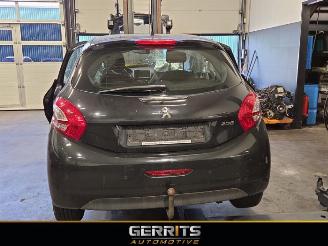 Peugeot 208 208 I (CA/CC/CK/CL), Hatchback, 2012 / 2019 1.4 16V picture 2