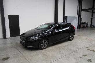 skadebil auto Volvo V-40 BREAK 2017/3