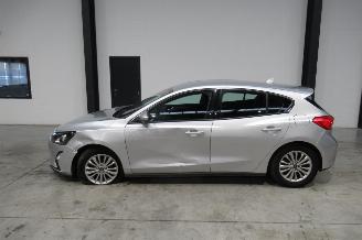 Ford Focus TITANIUM picture 2