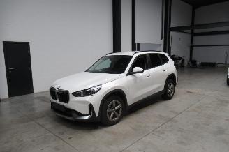 Schadeauto BMW X1 SUV 2023/1