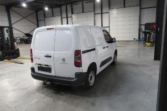 Peugeot Partner CAMIONETTE picture 5