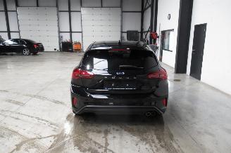 Ford Focus ST-LINE picture 4