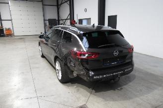 Opel Insignia SPORTS TOURER picture 3