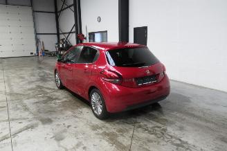Peugeot 208 SEDAN picture 3